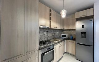 Apartament 2 camere+boxa, TopCity Coresi, short long term, pet friendly - Poză 2