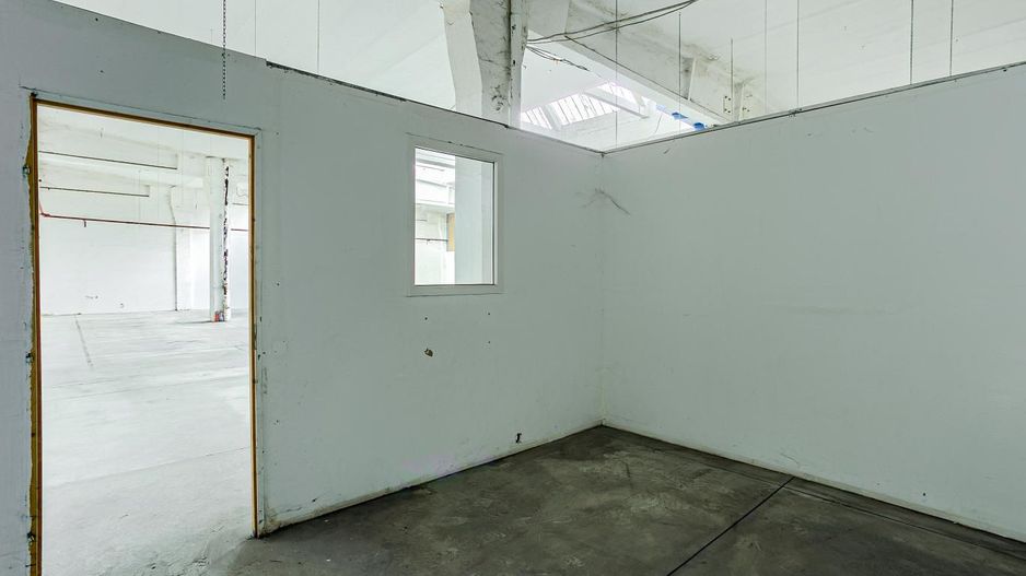 Hală de depozitare si productie 420 mp - Poză 4