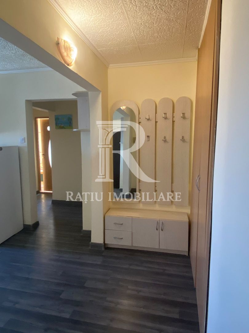 Apartament cu 3 camere de vanzare | Zona Nufarul | Oradea | - Poză 5