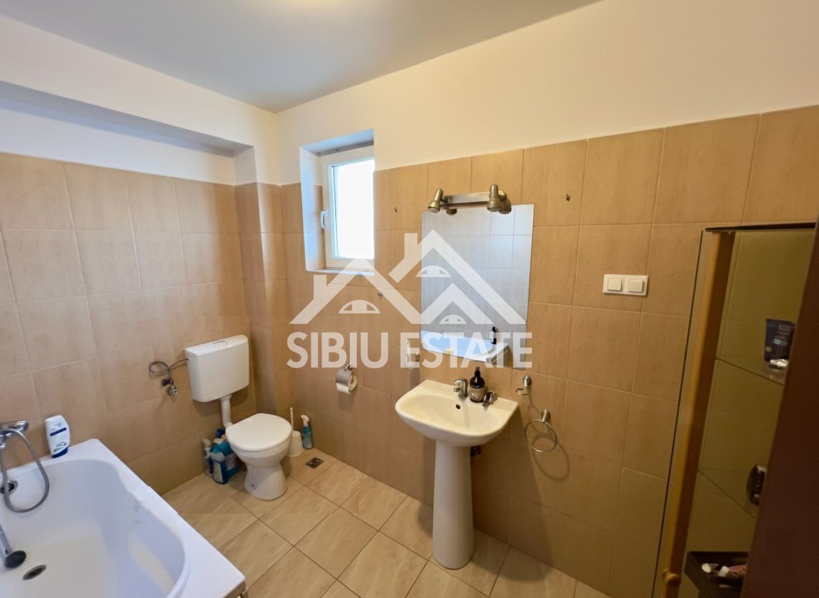 Apartament 3 Camere 87mp - Sibiu, Parcare, Curte Privată cu Foișor - Poză 14
