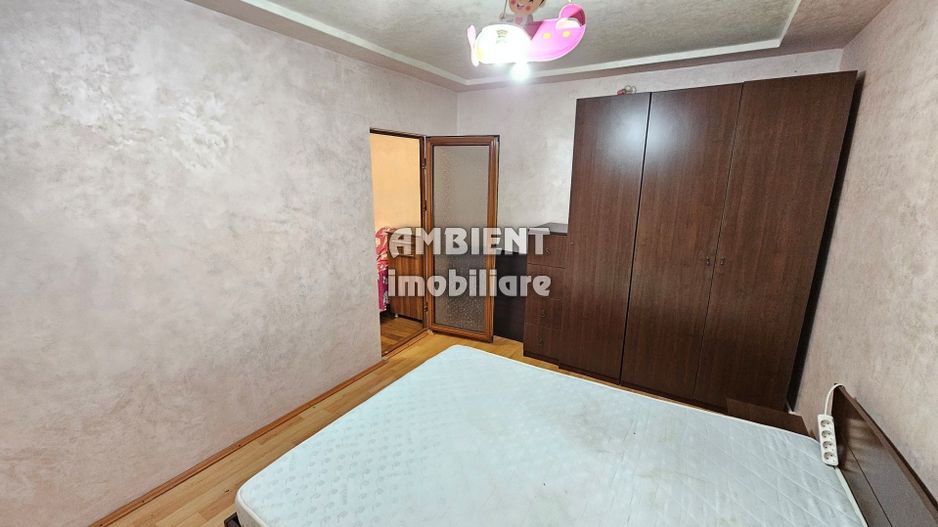 Apartament cu 3 camere, etaj 3, mobilat si utilat, zona CENTRU; - Poză 5