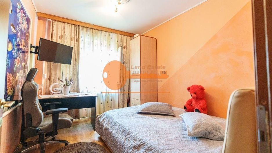 4 camere la 300m de Metrou Crangasi - Poză 4