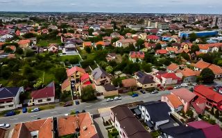 REZERVAT! Proprietate cu potențial major, Parneava, str. Oituz - Poză 6