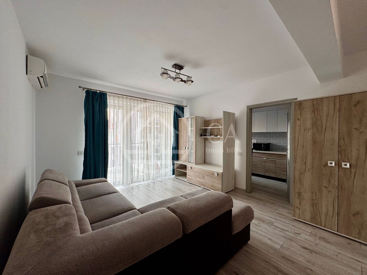 Apartament cu 3 camere de inchiriat in Iosia Residence, Oradea - Poză 1