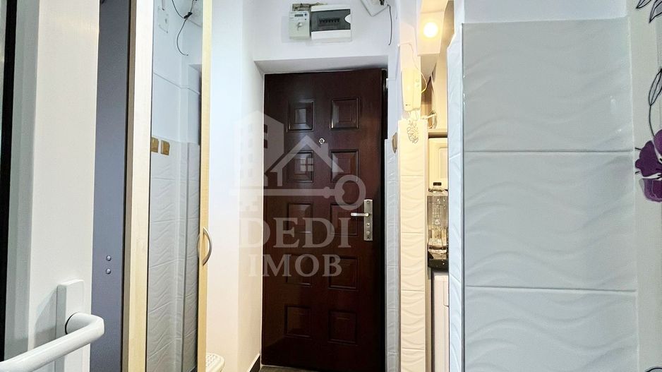 Apartament 1 camere de vânzare in zona Rogerius, Oradea - Poză 8