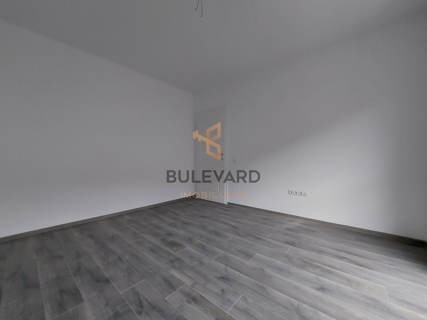Apartament  cu 3 camere finisat modern! - Poză 6
