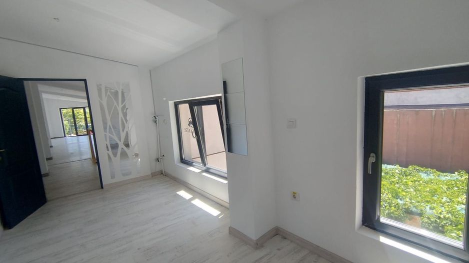 🏡 Casă de închiriat – 210 mp + curte 100 mp – Zona Buzești, Victoriei - Poză 8