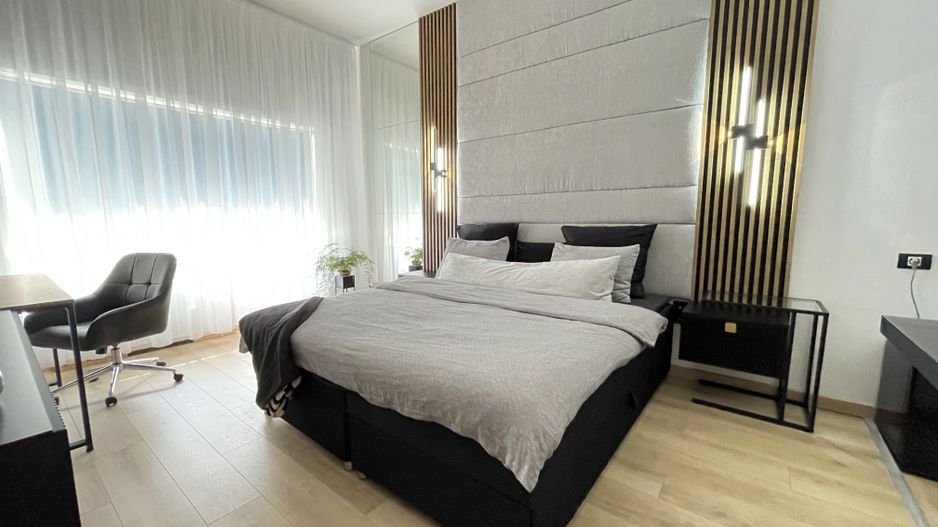 CASA DE VANZARE IN ZONA MIRCEA CEL BATRAN - Poză 2