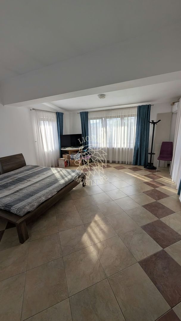 Apartament 47 mp con.-etaj 3-parcare-balcon-Zona Hotel Diana - Poză 1