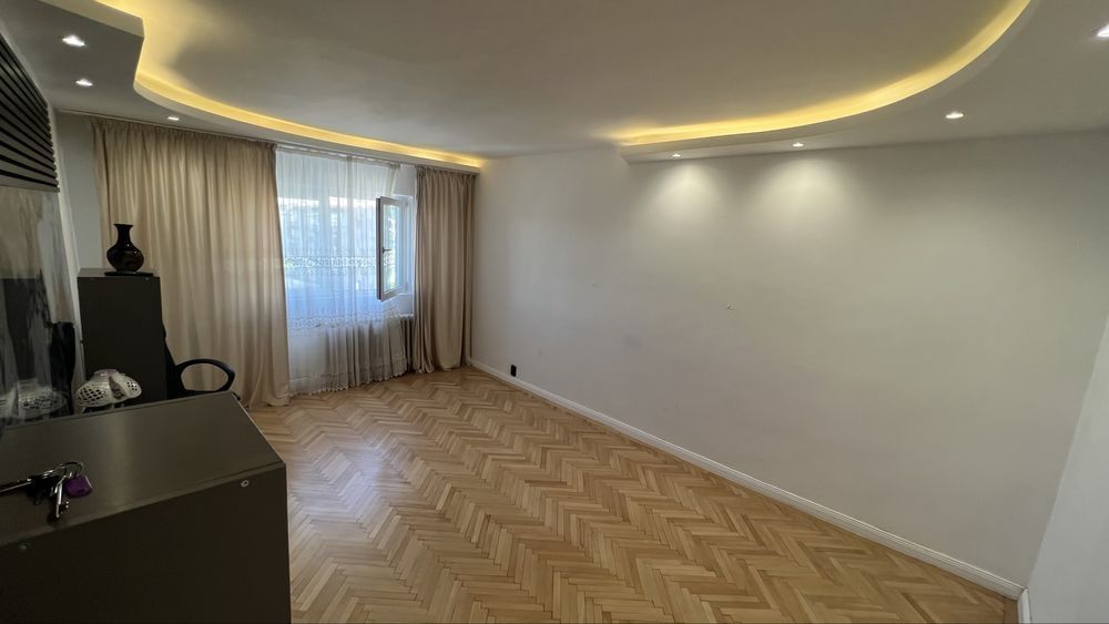 Vanzare Apartament 3 camere, 71 mp, etaj 4/4, decomandat – Zona Rahova - Poză 3