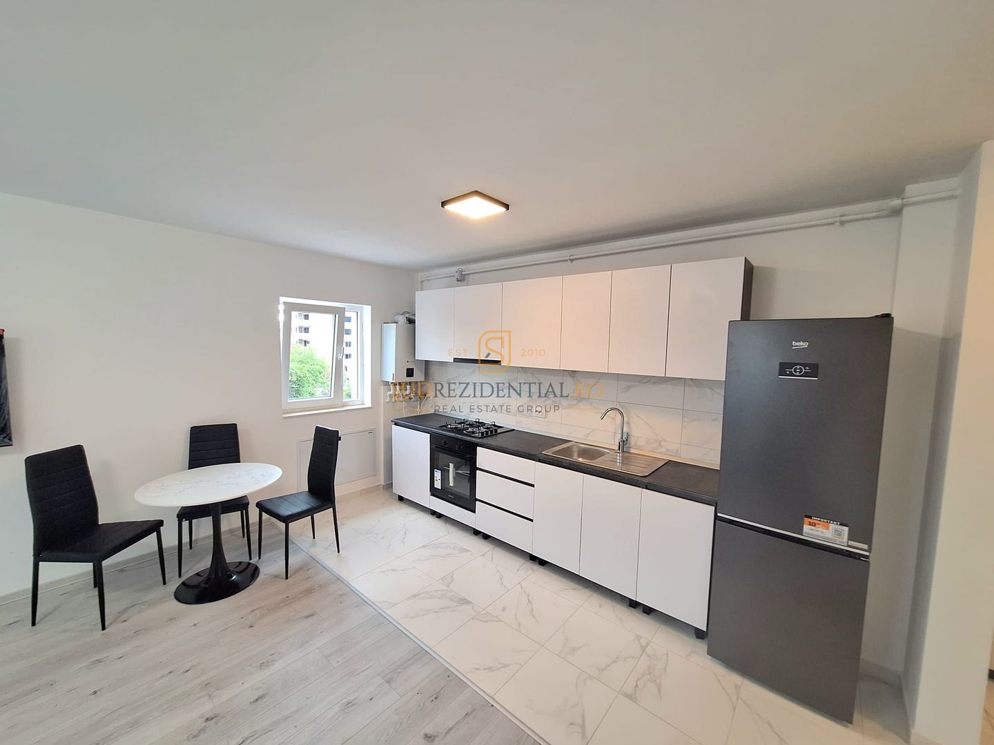 Apartament 2 camere | Prima închiriere Sector 4 | 10 min metrou - Poză 2