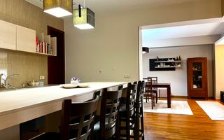 Casa spațioasă și primitoare cu garaj dublu, în Braytim – Soarelui - Poză 12