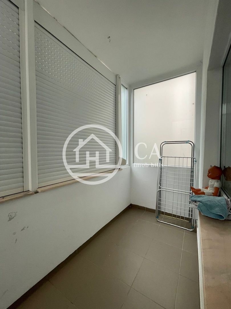 Apartament de închiriat cu 3 camere în Calea Aradului, Oradea - Poză 12