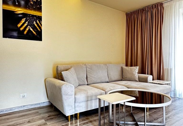 Apartament 3 camere lux, terasă privată, loc parcare inclus,lângă Universitate - Poză 2