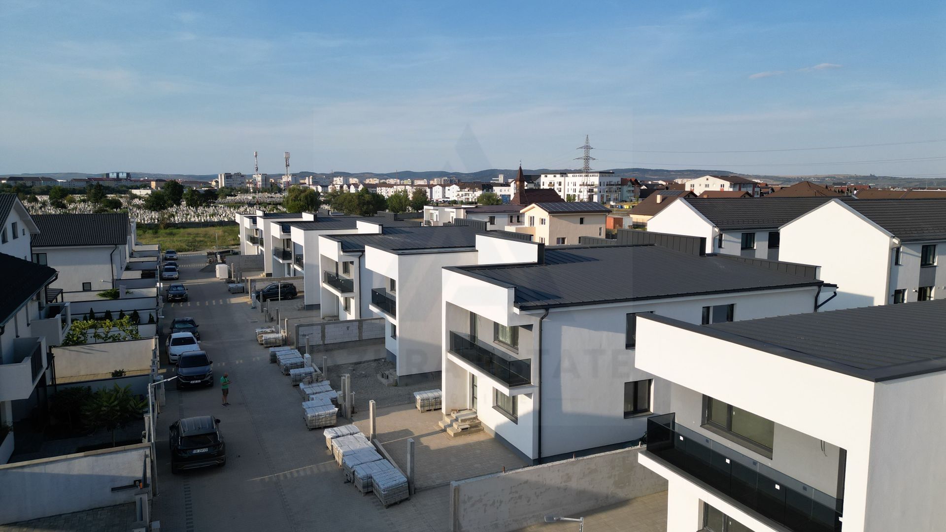 DIRECT DEZVOLTATOR ! Casa tip cvadruplex, 4 camere 110 mp utili - Poză 3