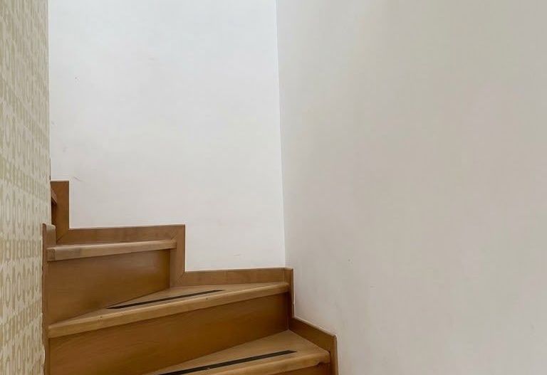 Centrul - Apartament Pe 2 Niveluri - 70 mp Utili - Clima - Poză 8