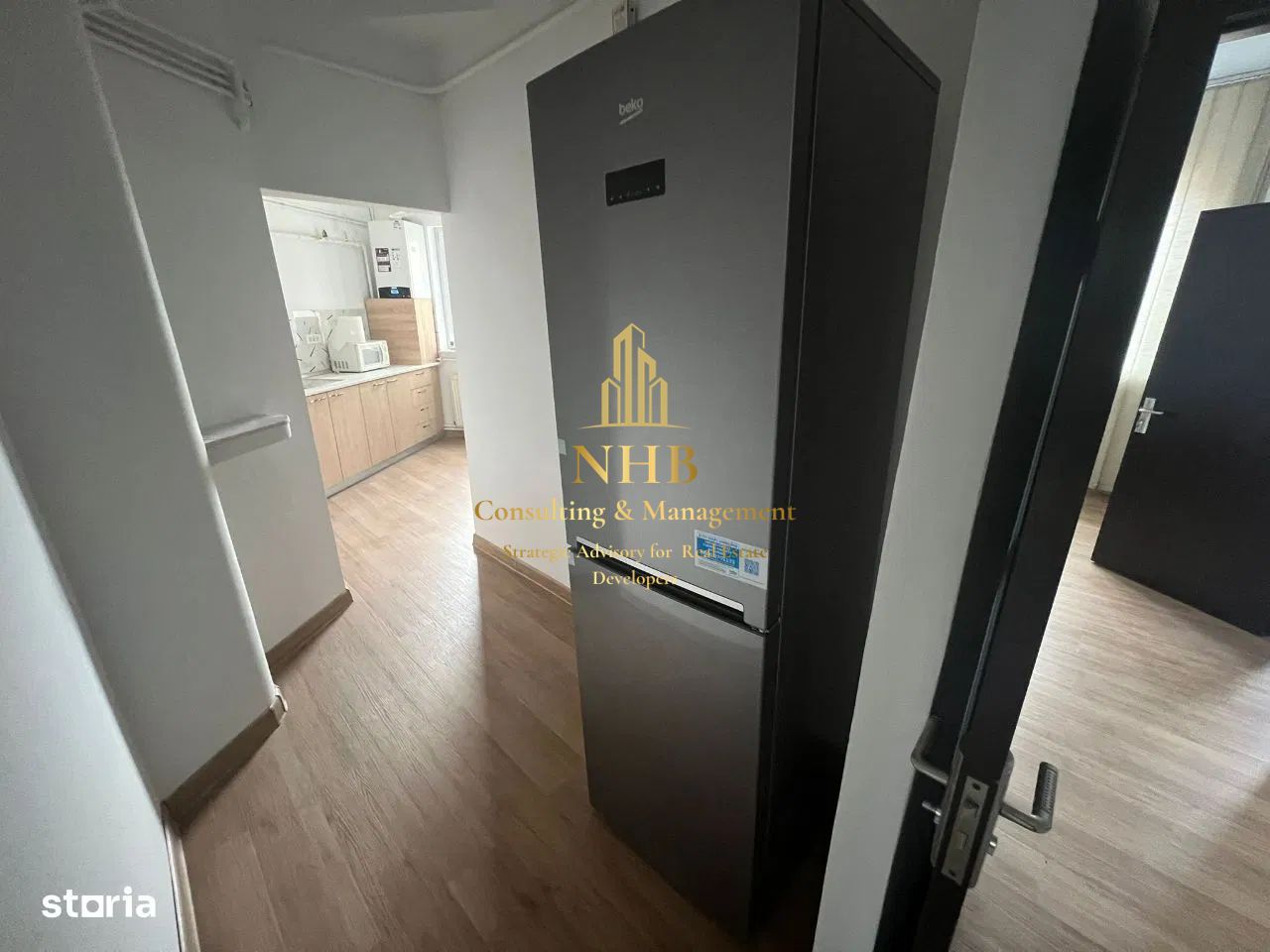 Spatiu Birou 4 camere -  CENTRALA PROPRIE-PIATA VICTORIEI - Poză 11
