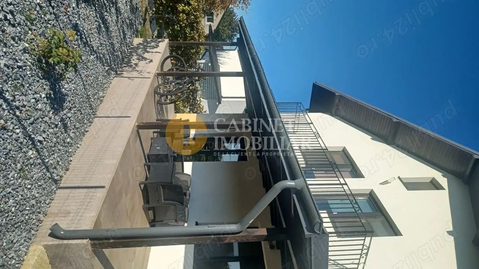 Casă 4 camere Miroslava - Poză 2