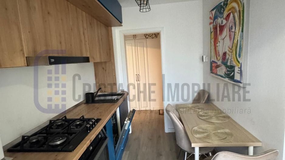 Apartament 2 camere, renovat si amenajat modern, metrou P-ța Unirii la 10 min. - Poză 17
