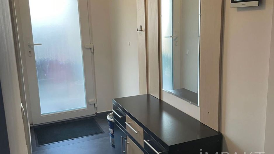 Inchiriere apartament cu 3 camere in Gruia! - Poză 17