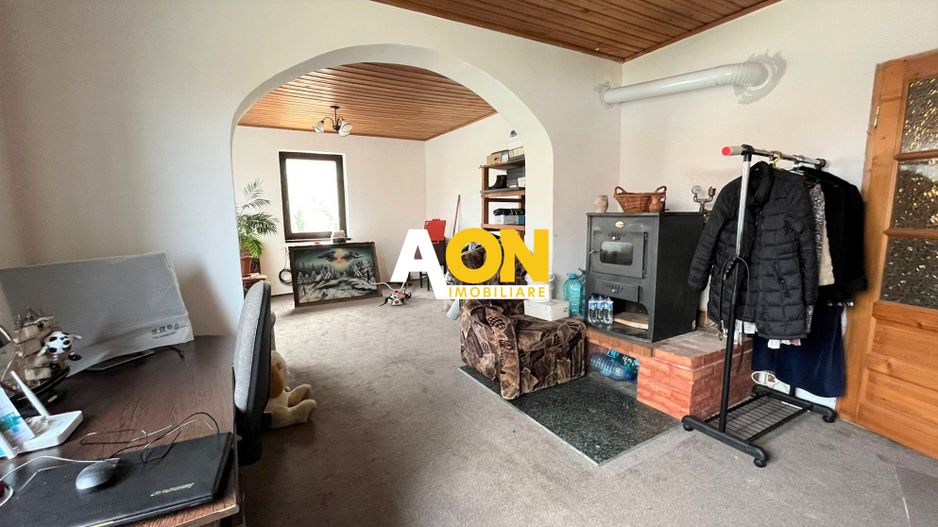 Casa de vanzare, 3 camere, 3200mp teren, comuna Ciugud - Poză 3