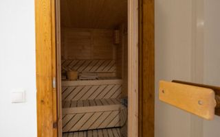 Vila cu 750 mp utili si teren de 1.480 mp in Erou Iancu Nicolae - Poză 38