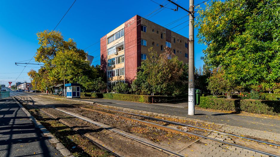 Apartament 3 camere - parter - str. Petru Rares, Gradiste - COMISION 0 - Poză 1