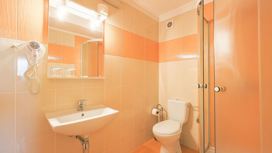 Flexibilitate într-o locație cheie, ideală pt hotel, cămin, clinică. - Poză 19