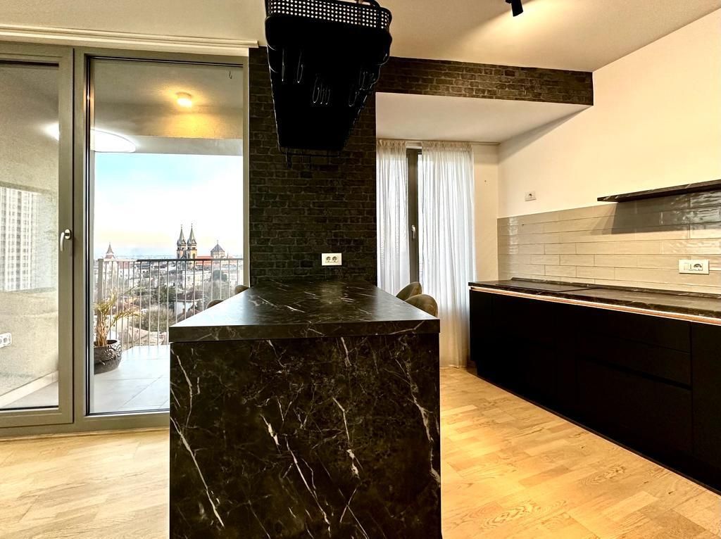 Apartament  la Isho cu vedere panoramica asupra orașului - Poză 4