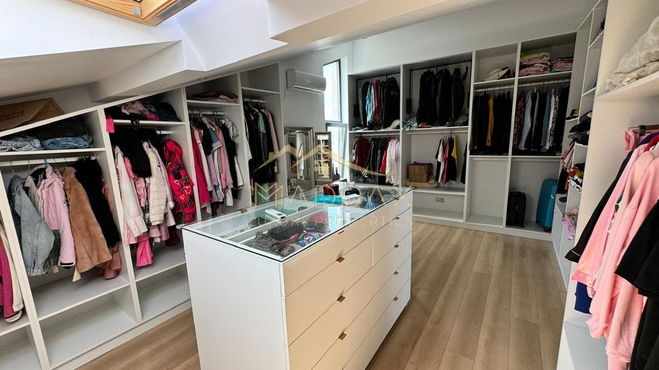 Vila moderna 6 camere // 190mp // teren 300mp / Tunari - Poză 4