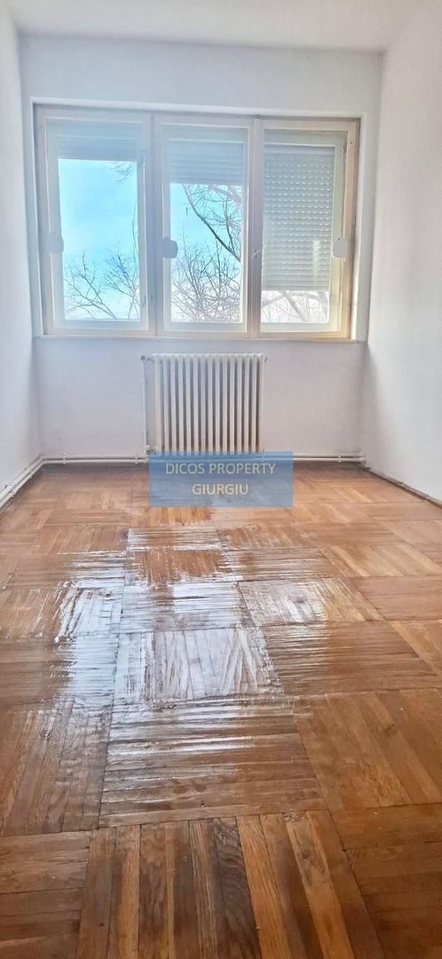 Vând apartament 3 camere – zona Policlinca, lângă Sigma - Poză 2