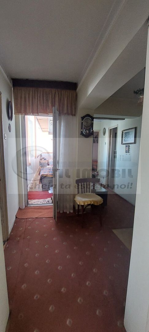 APARTAMENT 2 CAMERE DECOMANDAT PODU DE FIER 90000 EURO - Poză 5