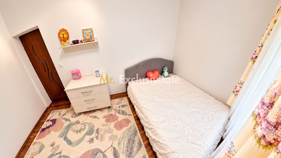 DE ÎNCHIRIAT 4 CAMERE - SEMICENTRAL - Poză 4