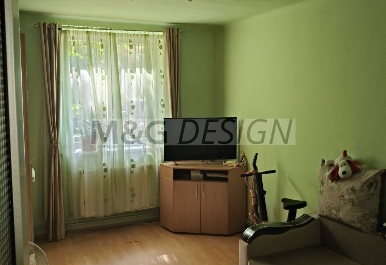 Apartament 2 camere Sagului la parter cu centrala - Poză 4