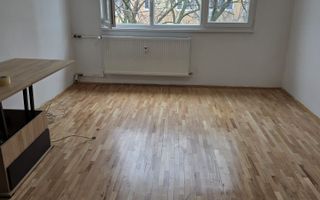 3 Camere-64MP | Reabilitat | 1975 | Creditabil | M Romancierilor 9 min - Poză 2