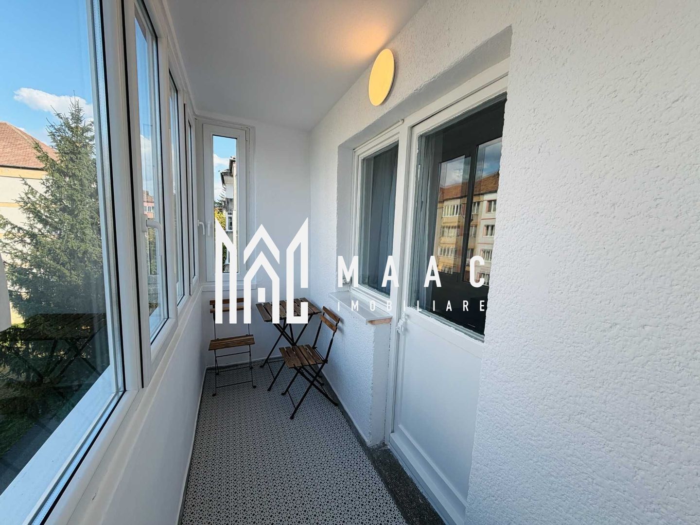 Apartament de închiriat Sibiu | 3 camere | Ștrand | balcon închis - Poză 3