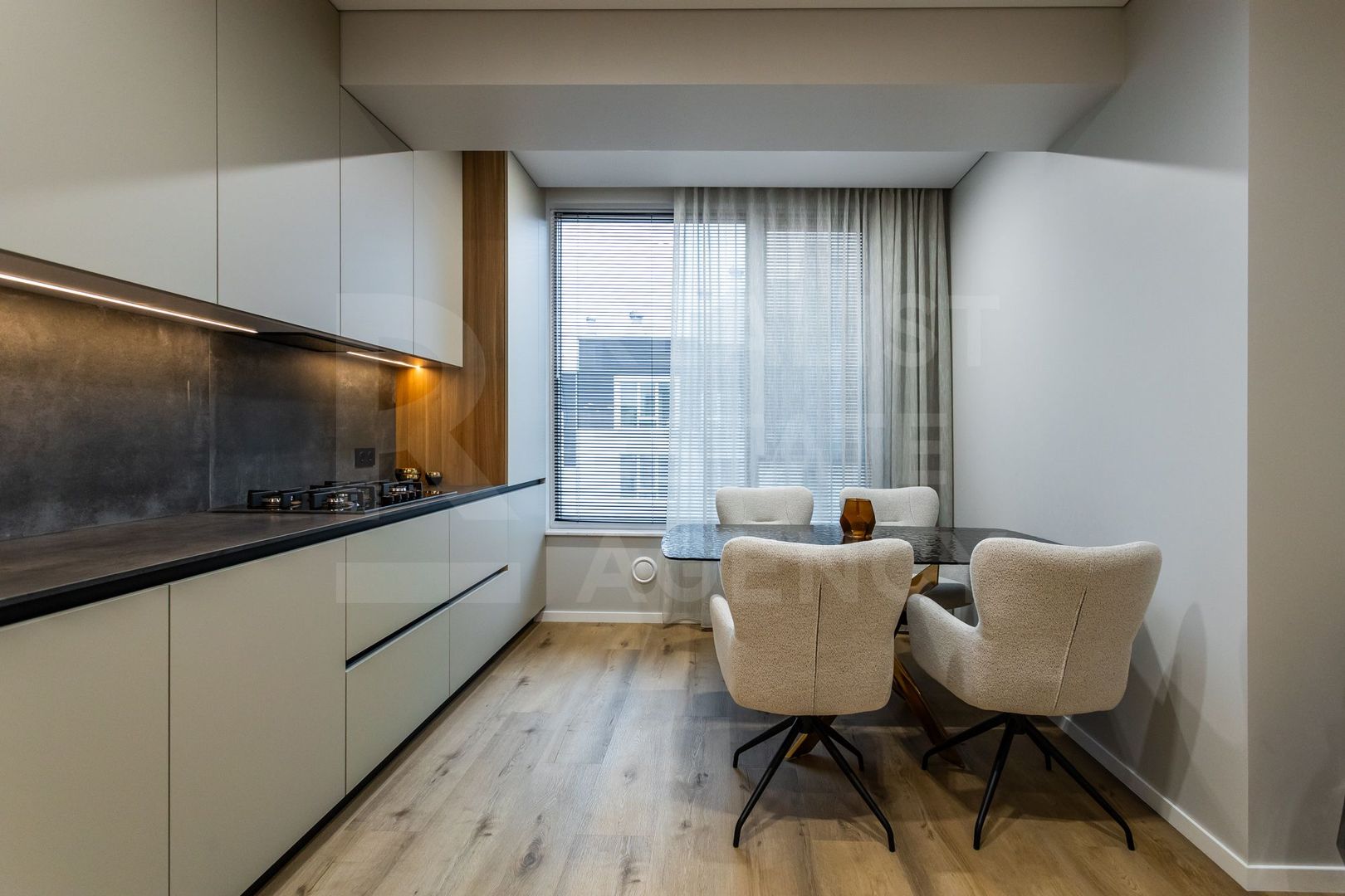 Vânzare, apartament, 3 camere, str. Nicolae Milescu Spătaru, Ciocana - Poză 7