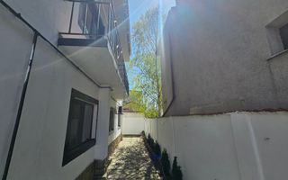 Pensiune de vanzare/Eforie Nord/la 10 minute de plajă – 17 camere - Poză 12