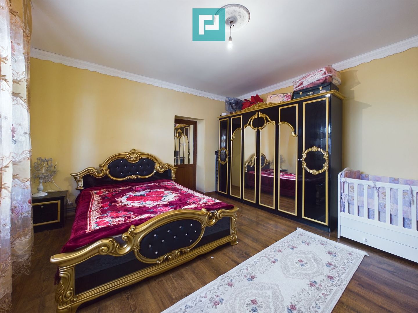 Apartament cu 2 camere la curte comună, Pârneava - Poză 11