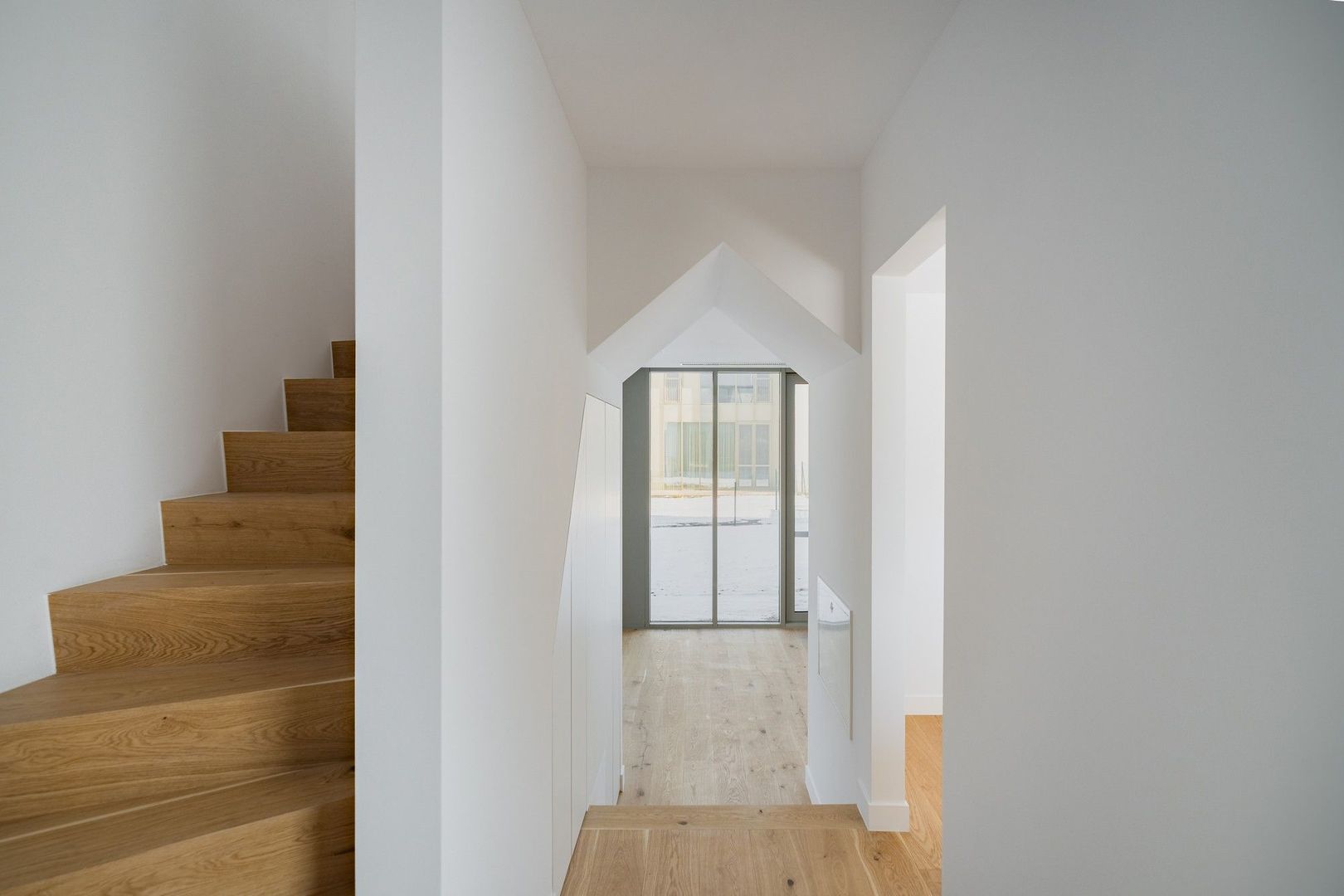 Vila de tip Urban Villa 05 in Amber Forest - Poză 2