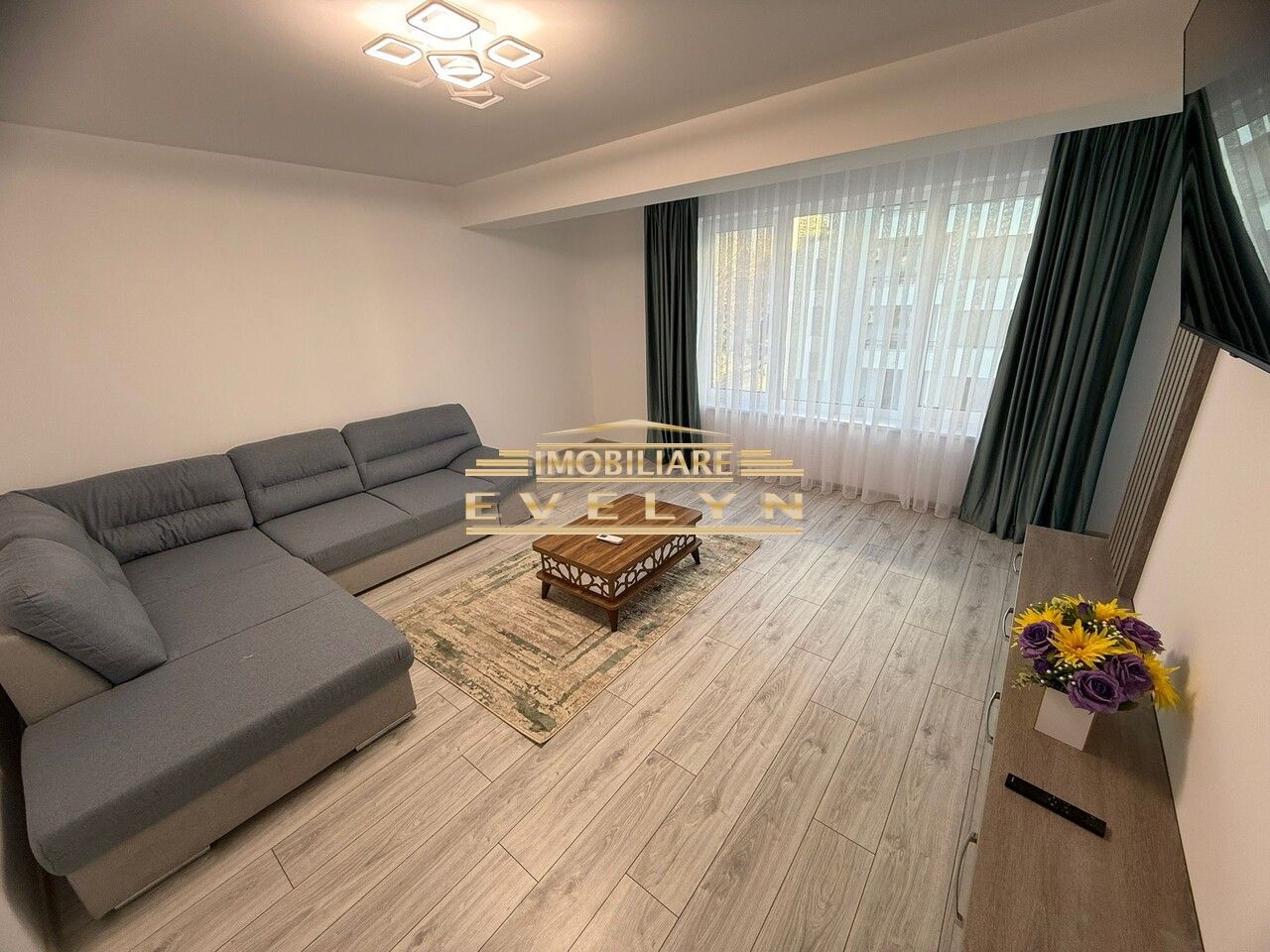 Inchiriere apartament 2 camere – Bloc nou, Zona Piața Mare (Războieni) - Poză 2