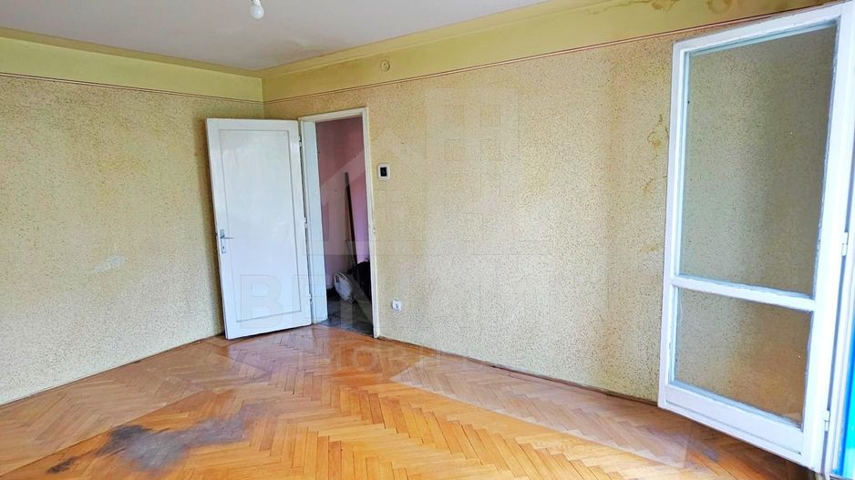 2 Decomandate-43mp-Etajul 3-Centrala termica-Cartier Astra-Brasov - Poză 4