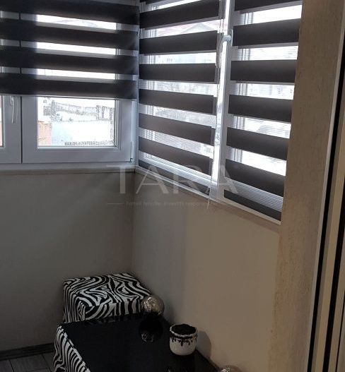 Apartament cu 2 camere si parcare parcare in fata blocului - Poză 6