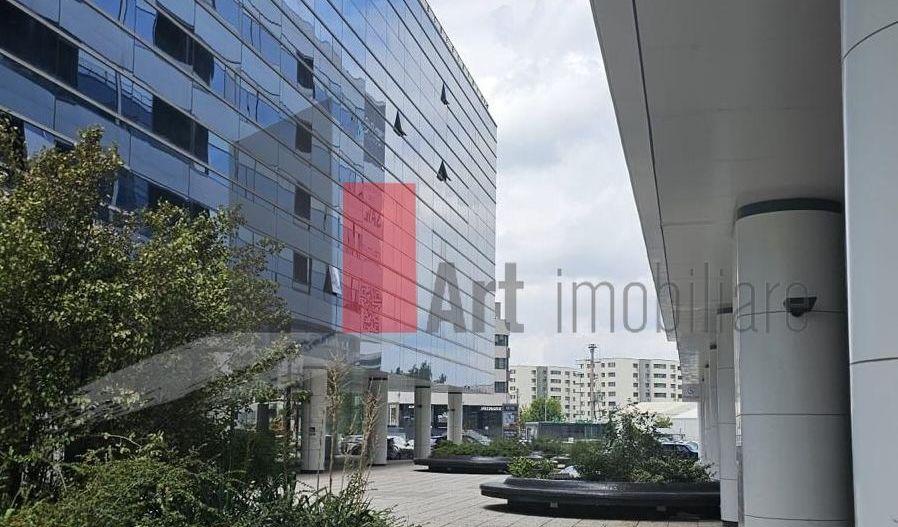 Penthouse Cu Terasă Imensă de 143 mp ,Utilă 114 mp si Priveliște Panoramică - Poză 3