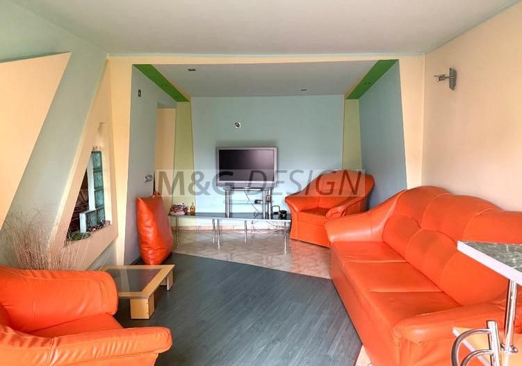 Apartament 3 camere  Bucovina  etaj 2 - Poză 3