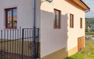 Casă spațioasă I 6 camere I Teren 845 mp I Zonă de Case I Priveliște Superbă - Poză 2