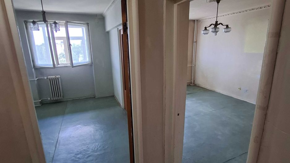 Vanzare Apartament 3 camere , et 7/10, balcon 13 mp, parcare – Valea Ialomitei - Poză 1