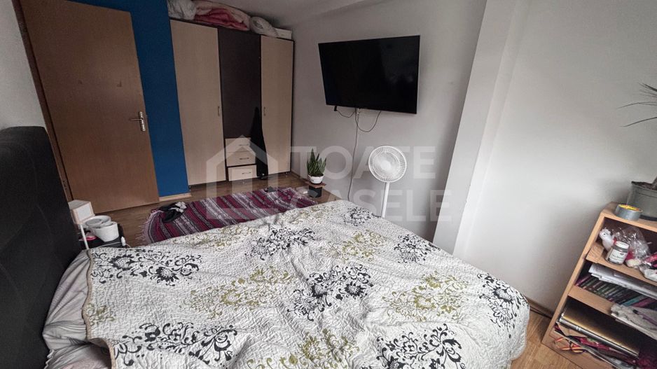 Apartament cu 3 camere, zona Edgar Quinet - Poză 1