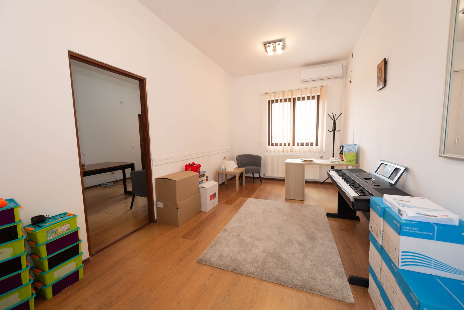 Spatiu de birouri stradal, 148mp de inchiriat în zona Soseaua Chitilei - Poză 12