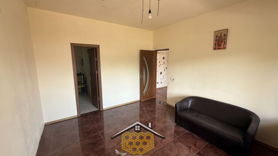 Oferta 2 case la pret de una in Ghercesti – Ideal pentru 2 familii - Poză 22